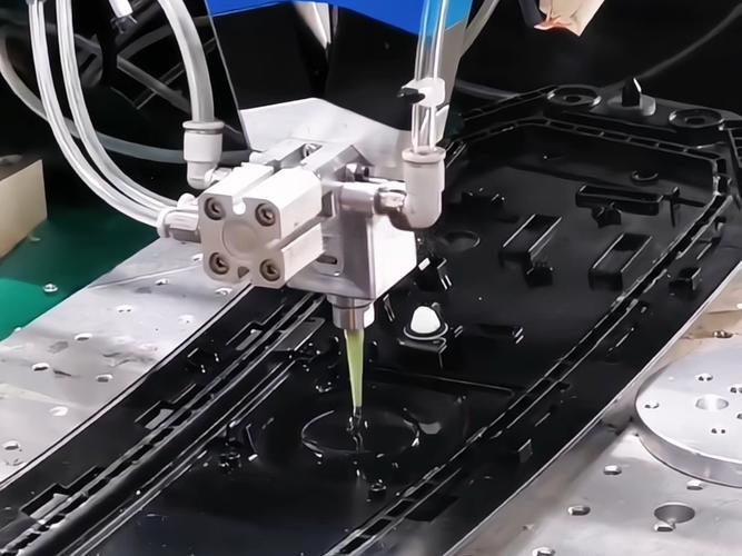 密封條涂膠工況復(fù)雜？從介質(zhì)、流量到報警機制全